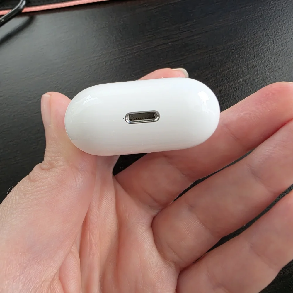 Apple Airpods with Charging Case - White